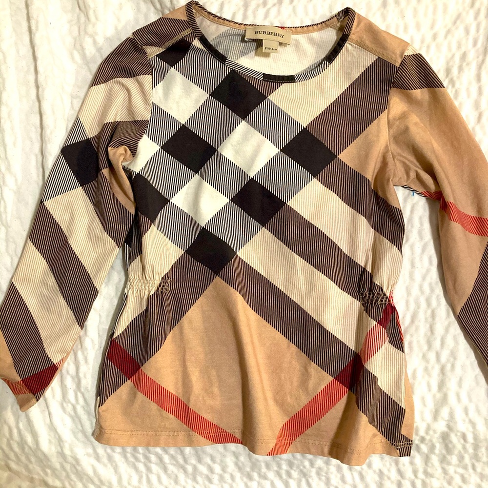 💯 Authentic Burberry Nova Check long sleeve top